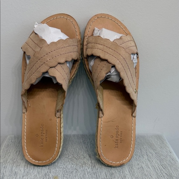 Kate Spade Size 8M Pink Scalloped Espadrille Sandals Leather - Picture 3 of 10